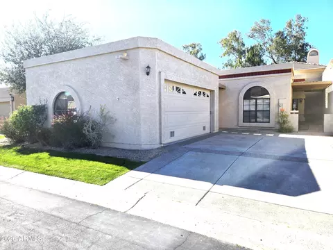 8100 E Camelback Rd #19, Scottsdale, AZ 85251