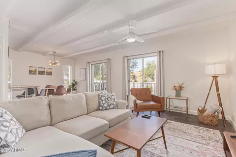 Living - 1002 E Osborn Rd #B, Phoenix, AZ 85014 photo 4 of 4
