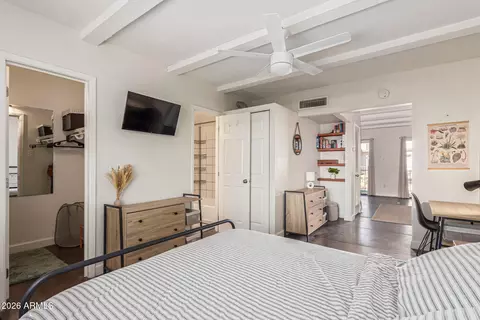 Bedroom - 1002 E Osborn Rd #B, Phoenix, AZ 85014 photo 5 of 5