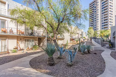 Exterior - 1002 E Osborn Rd #B, Phoenix, AZ 85014 photo 3 of 3