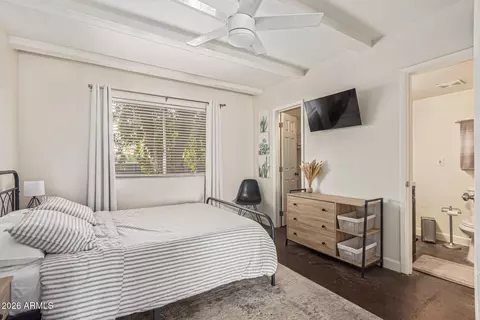 Bedroom - 1002 E Osborn Rd #B, Phoenix, AZ 85014 photo 3 of 5