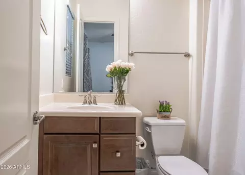 Bath - 1988 E Blackhawk Dr, Gilbert, AZ 85298 photo 7 of 7