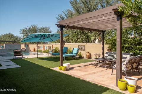 Exterior - 1988 E Blackhawk Dr, Gilbert, AZ 85298 photo 6 of 6