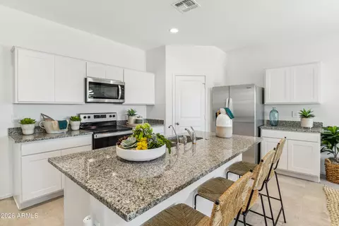 1535 E Glazier Dr, Casa Grande, AZ 85122