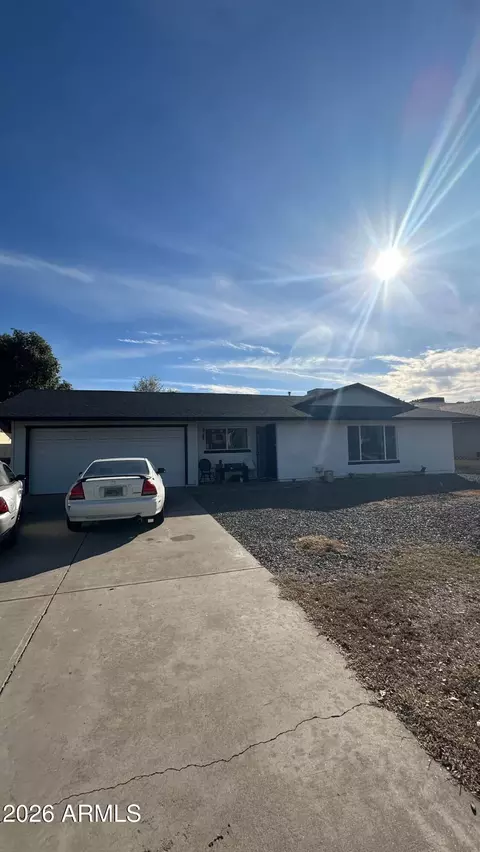 4831 W Orangewood Ave, Glendale, AZ 85301