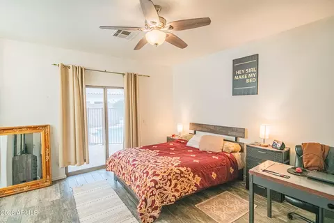 Bedroom - 2621 E Pecan Rd, Phoenix, AZ 85040 photo 1 of 4