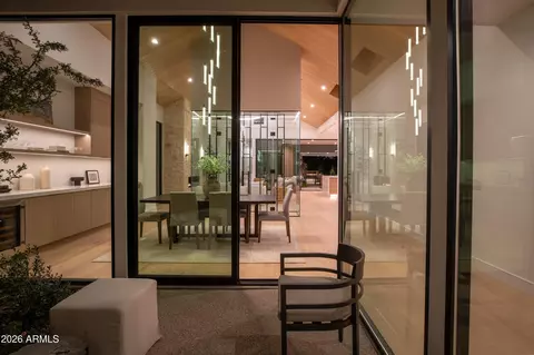 Entry Way - 4704 N 40th Pl, Phoenix, AZ 85018 photo 5 of 6