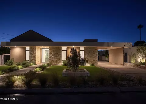 Exterior - 4704 N 40th Pl, Phoenix, AZ 85018 photo 2 of 29