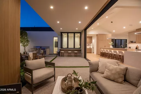 Exterior - 4704 N 40th Pl, Phoenix, AZ 85018 photo 27 of 29