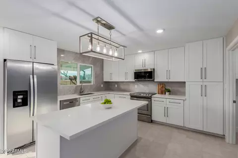 2 S 130th Pl, Chandler, AZ 85225