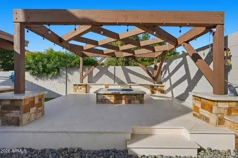 Exterior - 756 E Palomino Dr, Gilbert, AZ 85296 photo 4 of 8