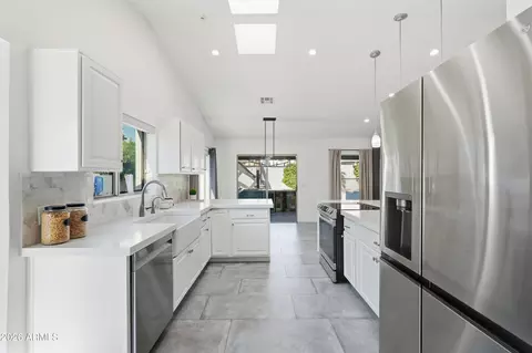 Kitchen - 756 E Palomino Dr, Gilbert, AZ 85296 photo 1 of 5