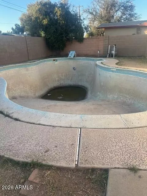 Exterior - 6808 N 30th Dr, Phoenix, AZ 85017 photo 2 of 2