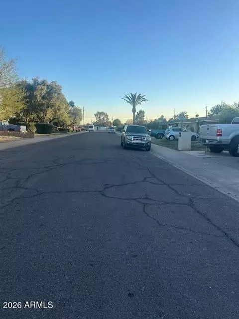 View/Area - 6808 N 30th Dr, Phoenix, AZ 85017 photo 1 of 1