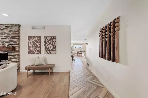 Entry Way - 6832 N 24th Pl, Phoenix, AZ 85016 photo 1 of 2