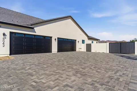 Exterior - 8042 E Palm Ln, Mesa, AZ 85207 photo 6 of 6