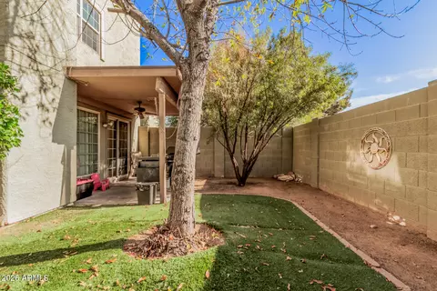 Exterior - 815 E Grovers Ave #25, Phoenix, AZ 85022 photo 5 of 11