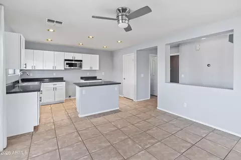 104 E Milada Dr, Phoenix, AZ 85042 photo 10