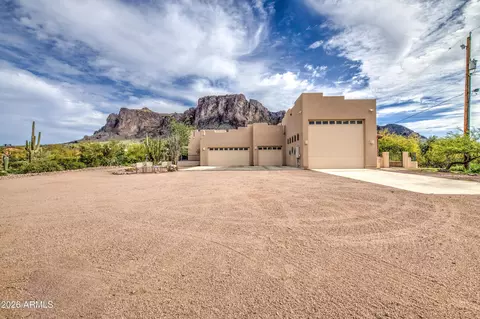 6065 E Forest St, Apache Junction, AZ 85119