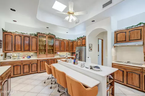 Kitchen - 6065 E Forest St, Apache Junction, AZ 85119 photo 4 of 7