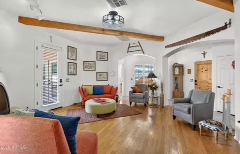 Living - 1557 W Greasewood St, Apache Junction, AZ 85120 photo 5 of 5