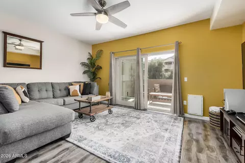 920 E Devonshire Ave #2027, Phoenix, AZ 85014