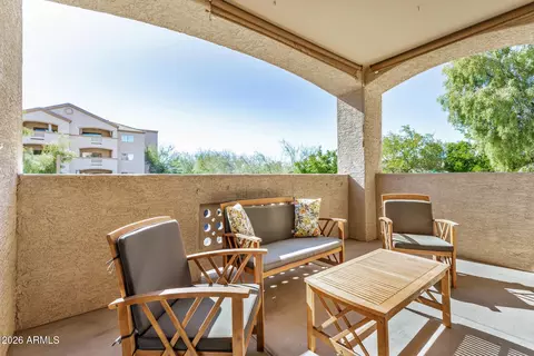 Exterior - 920 E Devonshire Ave #2027, Phoenix, AZ 85014 photo 5 of 9