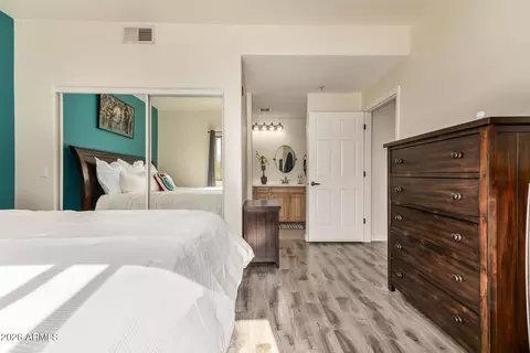 Bedroom - 920 E Devonshire Ave #2027, Phoenix, AZ 85014 photo 2 of 3