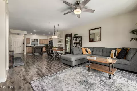 Living - 920 E Devonshire Ave #2027, Phoenix, AZ 85014 photo 3 of 3