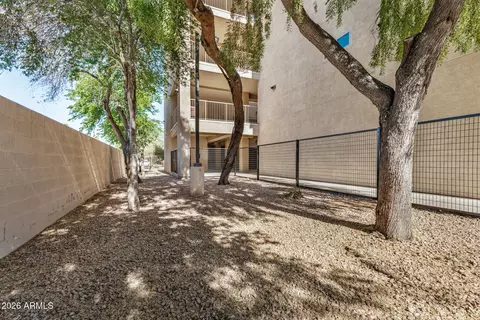 Exterior - 920 E Devonshire Ave #2027, Phoenix, AZ 85014 photo 9 of 9