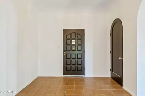 Entry Way - 125 E Coronado Rd, Phoenix, AZ 85004 photo 1 of 3