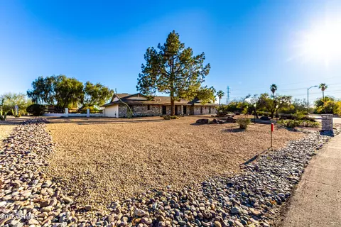 9337 N 111th Dr, Sun City, AZ 85351