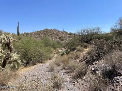 3246 N Silver Tip Trl #A, Queen Valley, AZ 85118