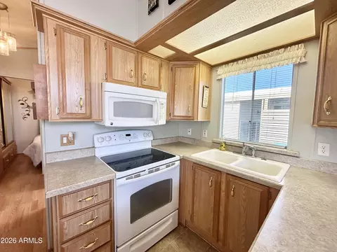 916 S Mineshaft Dr, Apache Junction, AZ 85119 photo 18