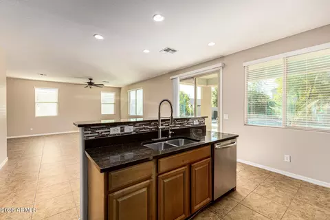 Kitchen - 11051 E Sebring Ave, Mesa, AZ 85212 photo 5 of 6