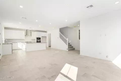 2446 W Maximo Way, Phoenix, AZ 85085 photo 6