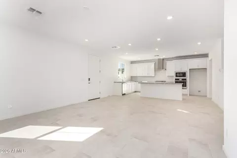2446 W Maximo Way, Phoenix, AZ 85085 photo 5