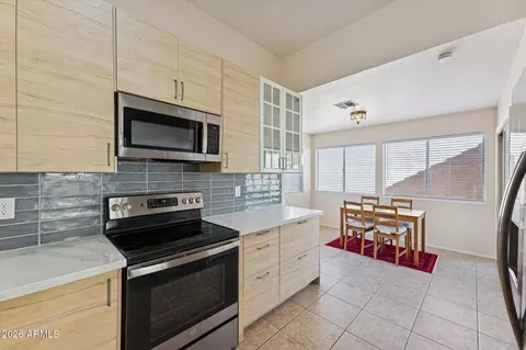Kitchen - 1914 E Citation Ln, Tempe, AZ 85284 photo 1 of 3