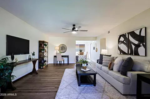 12810 N 113th Ave #5, Youngtown, AZ 85363