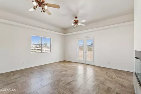 Living - 2082 E Tepee St, Apache Junction, AZ 85119 photo 5 of 7