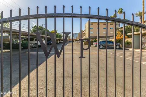 349 E Thomas Rd #E407, Phoenix, AZ 85012