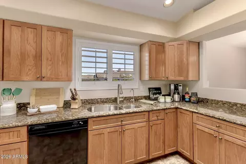 Kitchen - 1647 E Waltann Ln, Phoenix, AZ 85022 photo 2 of 2