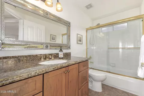 Bath - 1647 E Waltann Ln, Phoenix, AZ 85022 photo 3 of 3