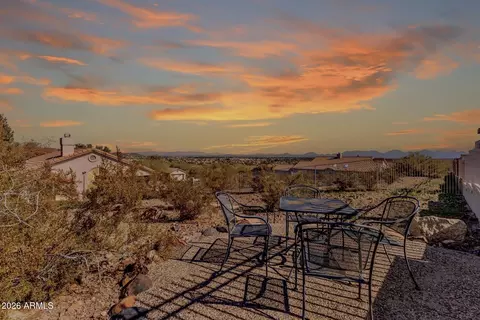 Exterior - 1647 E Waltann Ln, Phoenix, AZ 85022 photo 7 of 9