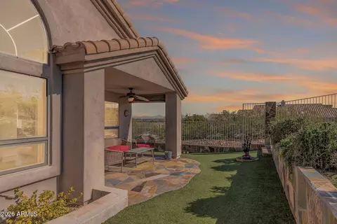 Exterior - 1647 E Waltann Ln, Phoenix, AZ 85022 photo 6 of 9