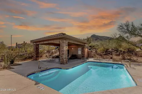 Exterior - 1647 E Waltann Ln, Phoenix, AZ 85022 photo 8 of 9
