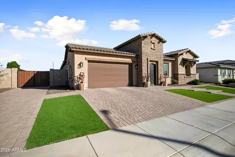Exterior - 19686 W Mulberry Dr, Buckeye, AZ 85396 photo 2 of 20