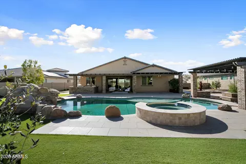 Exterior - 19686 W Mulberry Dr, Buckeye, AZ 85396 photo 16 of 20