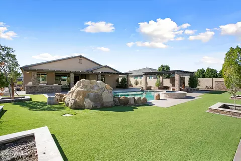Exterior - 19686 W Mulberry Dr, Buckeye, AZ 85396 photo 15 of 20