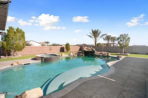 Exterior - 19686 W Mulberry Dr, Buckeye, AZ 85396 photo 8 of 20